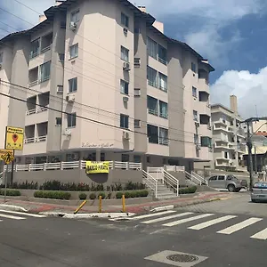  Apartamento Lindo Em Canasvieiras A Uma Quadra Do Mar - Próximo Ao Trapiche Dos Barcos Piratas